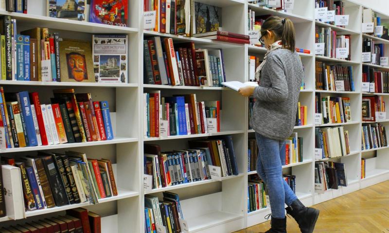 Bücher auf dem Abstellgleis